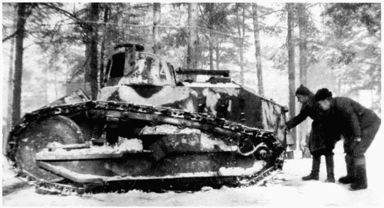 Иллюстрация к книге — Танк №1 "Рено ФТ-17". Первый, легендарный [i_089.jpg]