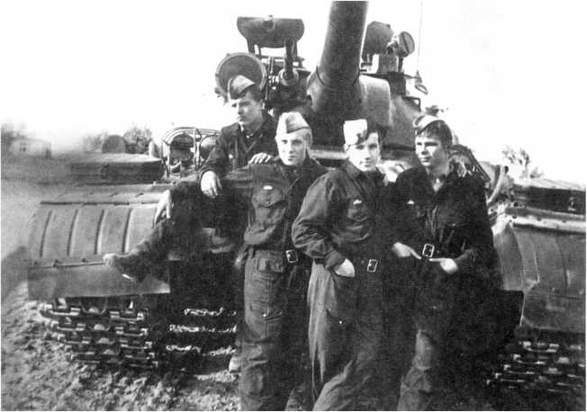 Иллюстрация к книге — Сверхсекретный Т-10 [i_105.jpg]