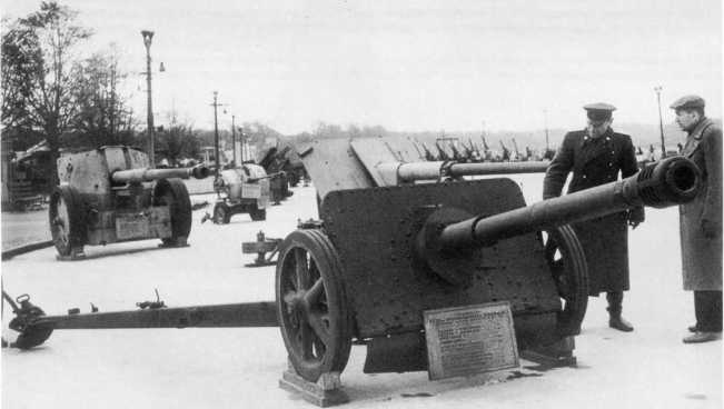 Иллюстрация к книге — Противотанковая артиллерия Вермахта во Второй Мировой войне. От "дверных колотушек" до "убийц танков" [i_043.jpg]