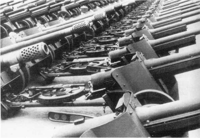 Иллюстрация к книге — Противотанковая артиллерия Вермахта во Второй Мировой войне. От "дверных колотушек" до "убийц танков" [i_047.jpg]