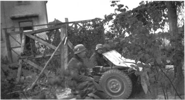 Иллюстрация к книге — Противотанковая артиллерия Вермахта во Второй Мировой войне. От "дверных колотушек" до "убийц танков" [i_104.jpg]