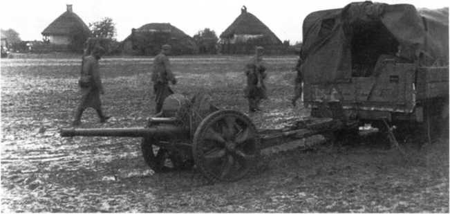 Иллюстрация к книге — Противотанковая артиллерия Вермахта во Второй Мировой войне. От "дверных колотушек" до "убийц танков" [i_126.jpg]