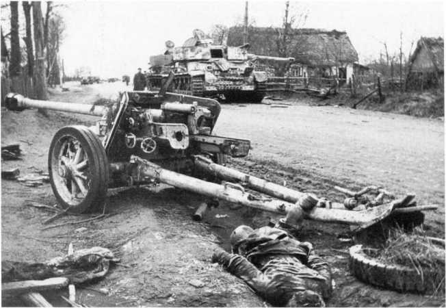 Иллюстрация к книге — Противотанковая артиллерия Вермахта во Второй Мировой войне. От "дверных колотушек" до "убийц танков" [i_146.jpg]