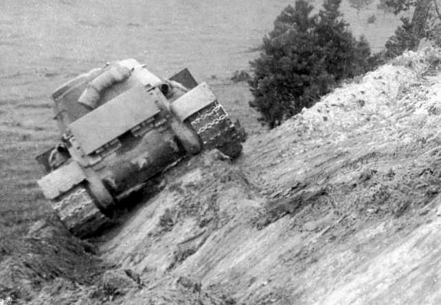 Иллюстрация к книге — Наследники «Тридцатьчетверки» – Т-34М, Т-43, Т-34-100, Т-44 [i_052.jpg]