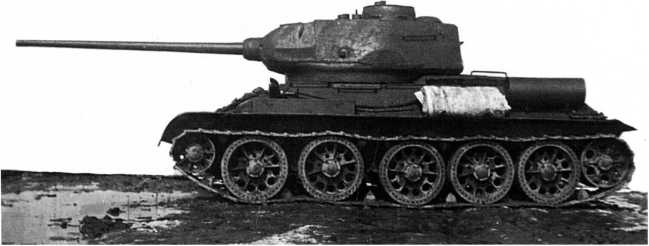 Иллюстрация к книге — Наследники «Тридцатьчетверки» – Т-34М, Т-43, Т-34-100, Т-44 [i_063.jpg]