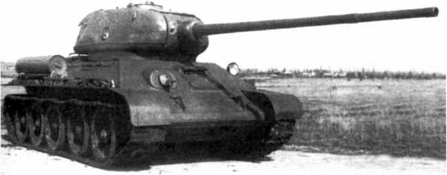 Иллюстрация к книге — Наследники «Тридцатьчетверки» – Т-34М, Т-43, Т-34-100, Т-44 [i_072.jpg]