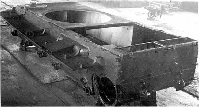 Иллюстрация к книге — Наследники «Тридцатьчетверки» – Т-34М, Т-43, Т-34-100, Т-44 [i_095.jpg]