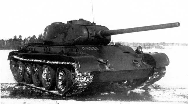 Иллюстрация к книге — Наследники «Тридцатьчетверки» – Т-34М, Т-43, Т-34-100, Т-44 [i_101.jpg]