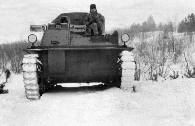 Иллюстрация к книге — Маневренные танки СССР Т-12, Т-24, ТГ, Д-4 и др. [i_081.jpg]