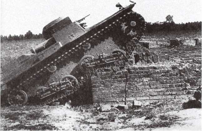 Иллюстрация к книге — "Чудо-оружие" Сталина. Плавающие танки Великой Отечественной Т-37, Т-38, Т-40 [i_056.jpg]