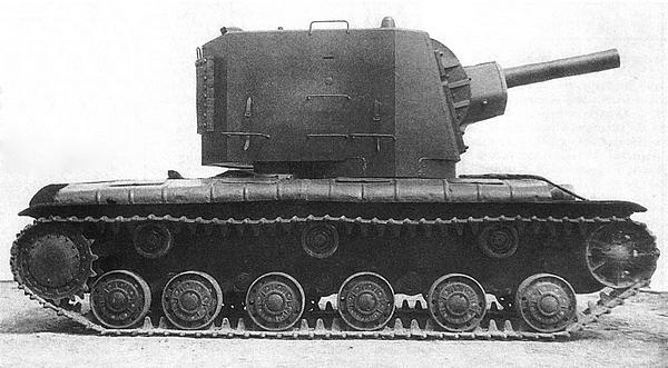 Иллюстрация к книге — Танк прорыва КВ. "Клим Ворошилов" [i_015.jpg]