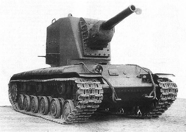 Иллюстрация к книге — Танк прорыва КВ. "Клим Ворошилов" [i_016.jpg]