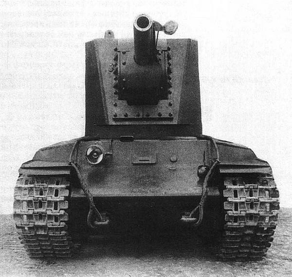 Иллюстрация к книге — Танк прорыва КВ. "Клим Ворошилов" [i_017.jpg]