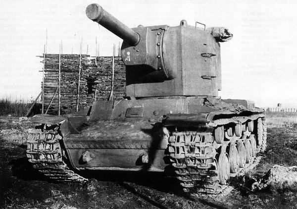 Иллюстрация к книге — Танк прорыва КВ. "Клим Ворошилов" [i_035.jpg]