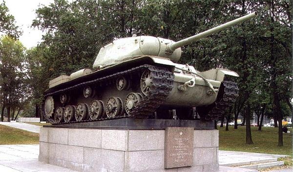 Иллюстрация к книге — Танк прорыва КВ. "Клим Ворошилов" [i_130.jpg]