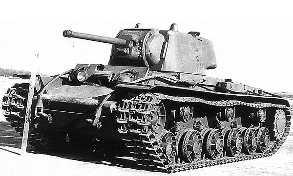 Иллюстрация к книге — Танк прорыва КВ. "Клим Ворошилов" [i_158.jpg]