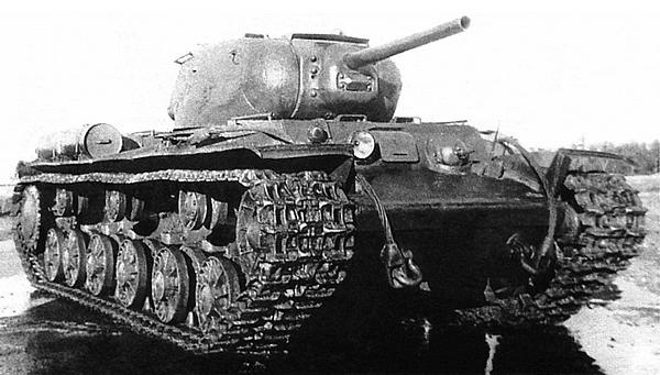 Иллюстрация к книге — Танк прорыва КВ. "Клим Ворошилов" [i_168.jpg]