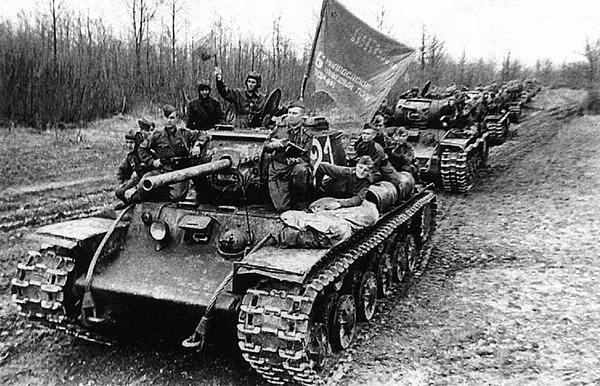 Иллюстрация к книге — Танк прорыва КВ. "Клим Ворошилов" [i_171.jpg]