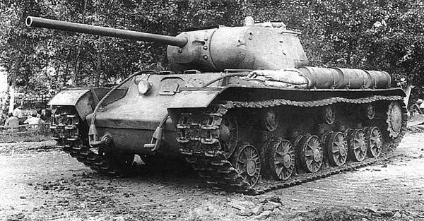 Иллюстрация к книге — Танк прорыва КВ. "Клим Ворошилов" [i_186.jpg]