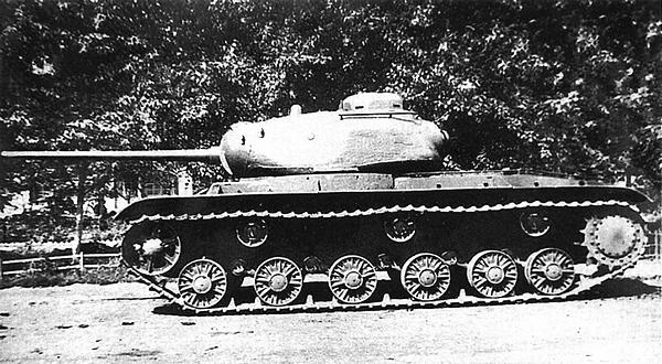 Иллюстрация к книге — Танк прорыва КВ. "Клим Ворошилов" [i_191.jpg]