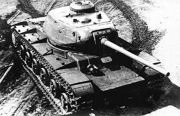 Иллюстрация к книге — Танк прорыва КВ. "Клим Ворошилов" [i_192.jpg]