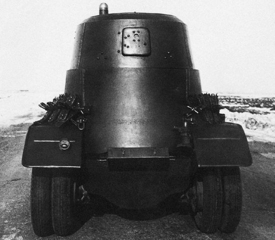 Иллюстрация к книге — Броня на колесах. История советского бронеавтомобиля 1925-1945 гг. [i_071.jpg]