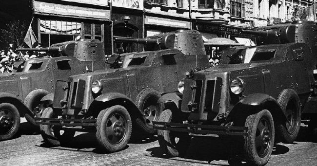 Иллюстрация к книге — Броня на колесах. История советского бронеавтомобиля 1925-1945 гг. [i_083.jpg]