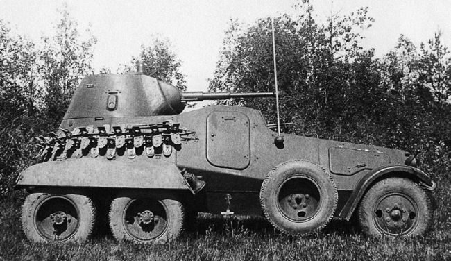 Иллюстрация к книге — Броня на колесах. История советского бронеавтомобиля 1925-1945 гг. [i_088.jpg]