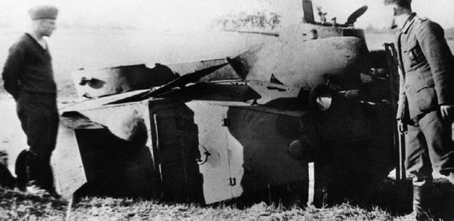 Иллюстрация к книге — Броня на колесах. История советского бронеавтомобиля 1925-1945 гг. [i_127.jpg]