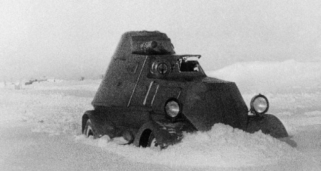 Иллюстрация к книге — Броня на колесах. История советского бронеавтомобиля 1925-1945 гг. [i_157.jpg]