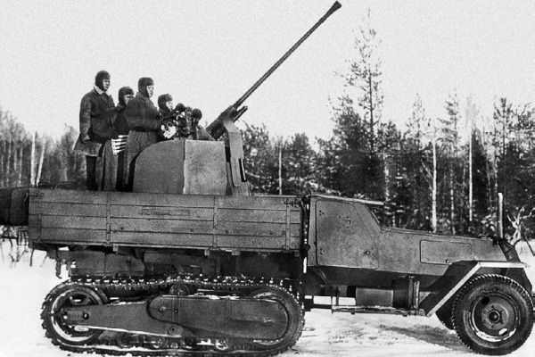 Иллюстрация к книге — Броня на колесах. История советского бронеавтомобиля 1925-1945 гг. [i_235.jpg]