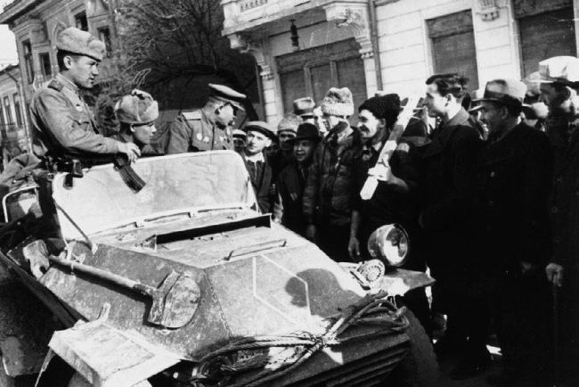 Иллюстрация к книге — Броня на колесах. История советского бронеавтомобиля 1925-1945 гг. [i_255.jpg]