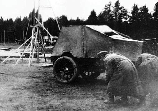 Иллюстрация к книге — Броня русской армии. Бронеавтомобили и бронепоезда в Первой мировой войне [i_181.jpg]