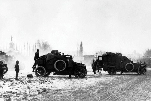 Иллюстрация к книге — Броня русской армии. Бронеавтомобили и бронепоезда в Первой мировой войне [i_206.jpg]