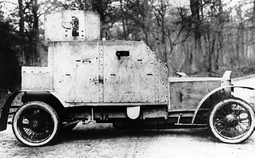 Иллюстрация к книге — Броня русской армии. Бронеавтомобили и бронепоезда в Первой мировой войне [i_208.jpg]