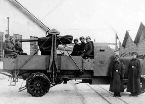 Иллюстрация к книге — Броня русской армии. Бронеавтомобили и бронепоезда в Первой мировой войне [i_243.jpg]