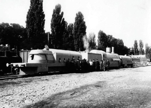 Иллюстрация к книге — Броня русской армии. Бронеавтомобили и бронепоезда в Первой мировой войне [i_268.jpg]