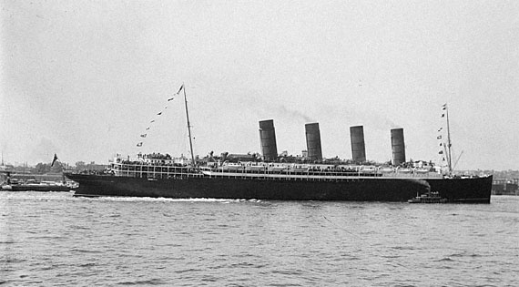 Иллюстрация к книге — Великие исторические сенсации. 100 историй, которые потрясли мир [i_050.jpg]