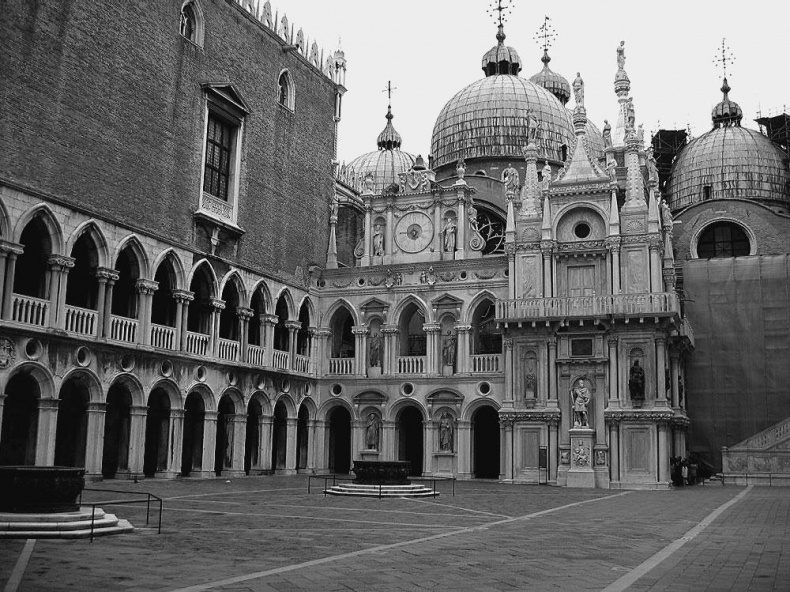 Иллюстрация к книге — Венеция [_33.jpg]