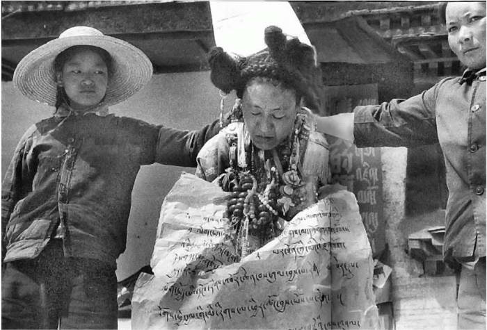 Иллюстрация к книге — Скрытый Тибет. История независимости и оккупации [i_074.jpg]