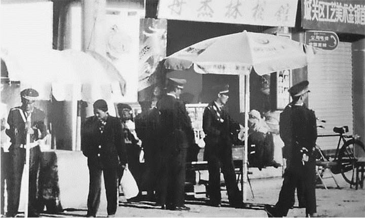 Иллюстрация к книге — Скрытый Тибет. История независимости и оккупации [i_090.jpg]