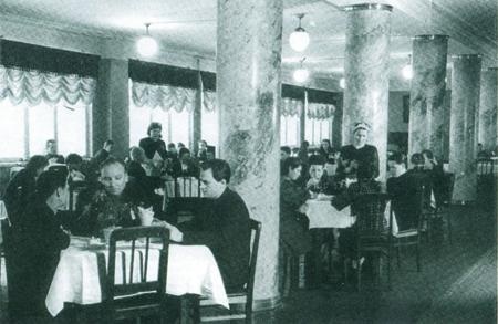 Иллюстрация к книге — Повседневная жизнь русского кабака от Ивана Грозного до Бориса Ельцина [img99a8.jpg]