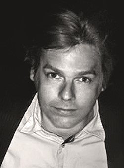 Иллюстрация к книге — Воспоминания о XX веке. Книга вторая. Незавершенное время. Imparfait [i_122.jpg]