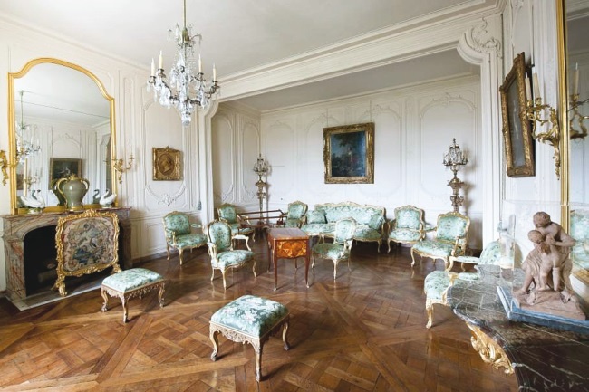 Иллюстрация к книге — Графиня Дюбарри. Интимная история фаворитки Людовика XV [i_030.jpg]