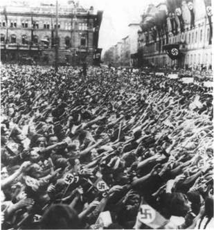 Иллюстрация к книге — Повседневная жизнь Берлина при Гитлере [i_008.jpg]