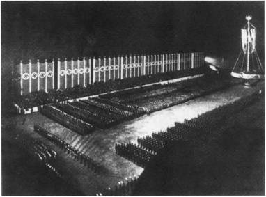 Иллюстрация к книге — Повседневная жизнь Берлина при Гитлере [i_033.jpg]