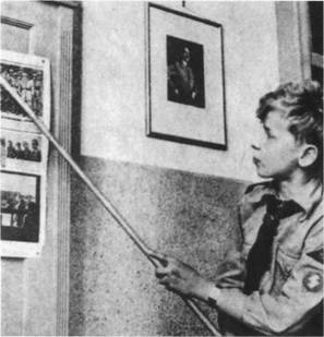 Иллюстрация к книге — Повседневная жизнь Берлина при Гитлере [i_054.jpg]