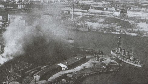 Иллюстрация к книге — Июль 1942 года. Падение Севастополя [i_004.jpg]