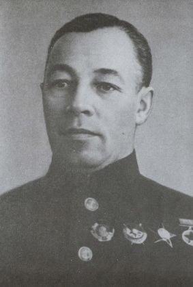 Иллюстрация к книге — Июль 1942 года. Падение Севастополя [i_011.jpg]