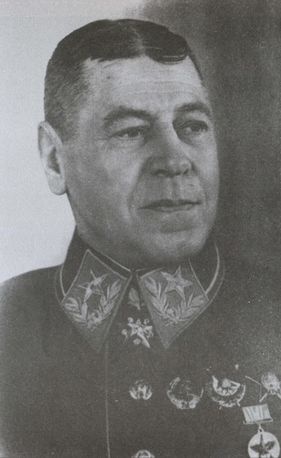 Иллюстрация к книге — Июль 1942 года. Падение Севастополя [i_012.jpg]